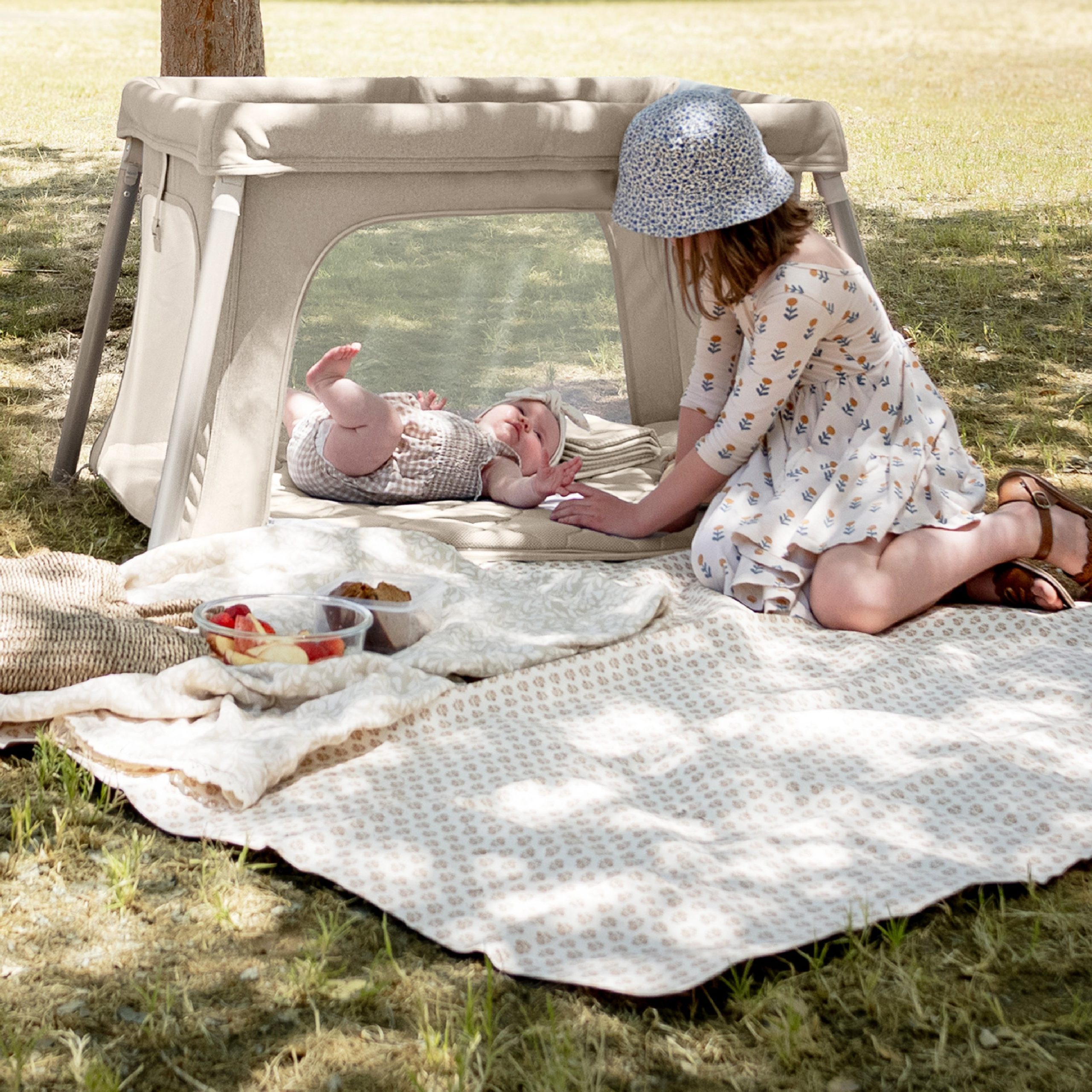 Compact Travel Crib & Play Yard - Image 13